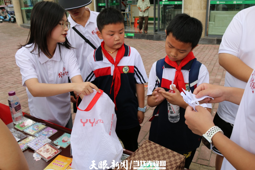 6686体育官方：【绿色力量】贵州大学生的“生态观”来看看他们怎么说、怎么做？(图7)